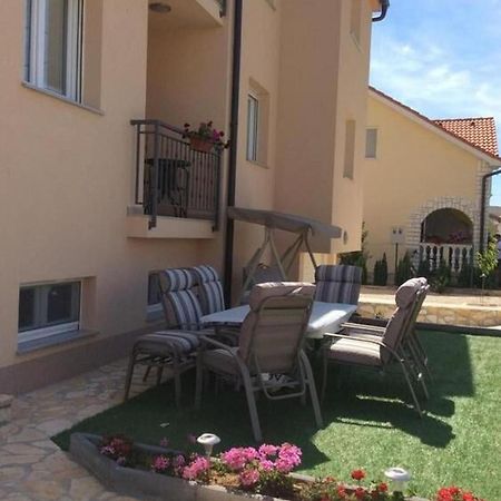Apartments Lipovica Sukošan Zewnętrze zdjęcie